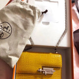 Understated bag women's premium everyday handbag