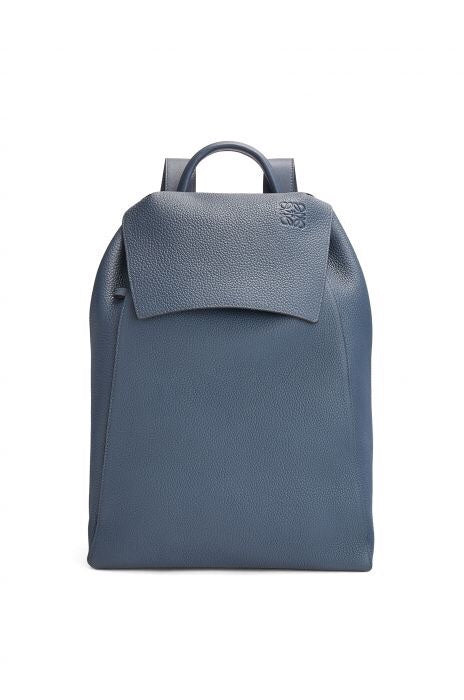 Ziva's Charm handbag – full view (31.5cm*40.5cm*14cm)
