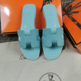 Hermes sandals Style 028 - top view showing design