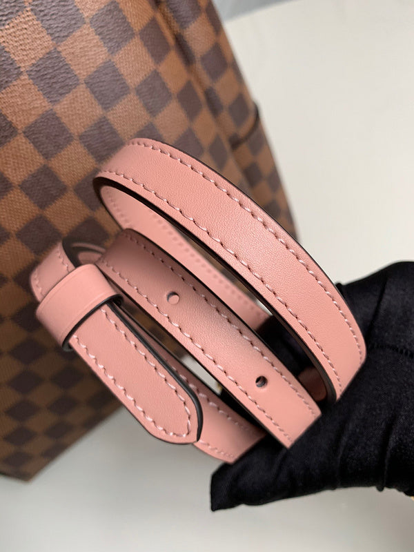 Side profile of classic signature women's handbag – women's luxury handbag