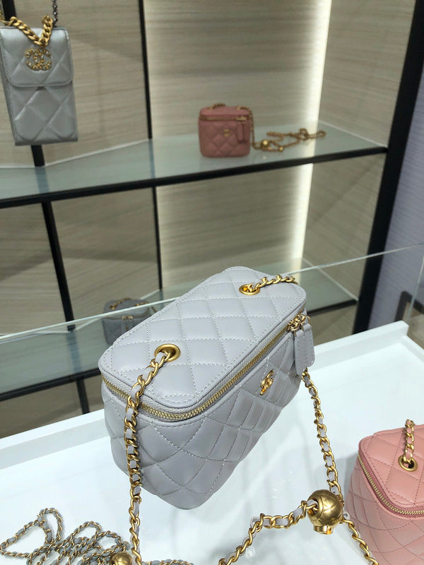  handbag, compact everyday style, image 6