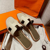 Hermes sandals Style 069 - packaging and accessories