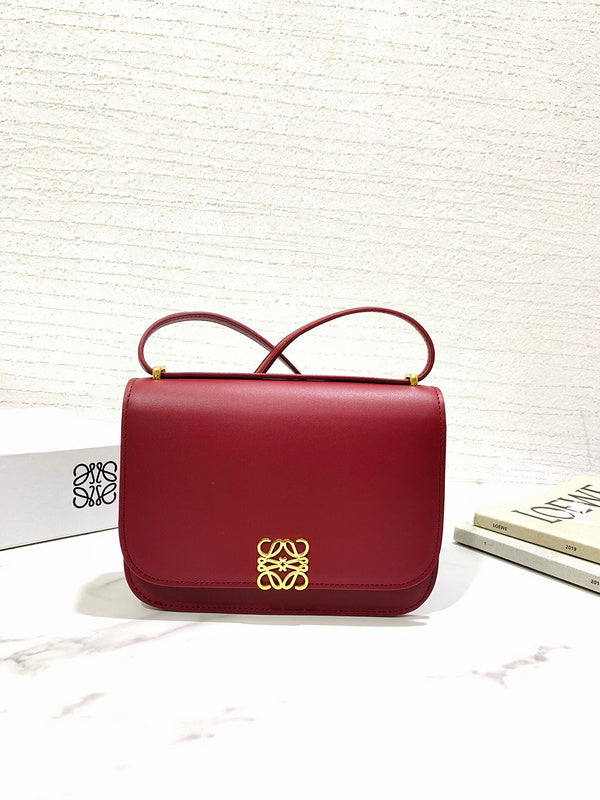 Ziva's Charm handbag – back view (19cm*6cm*13.5cm)