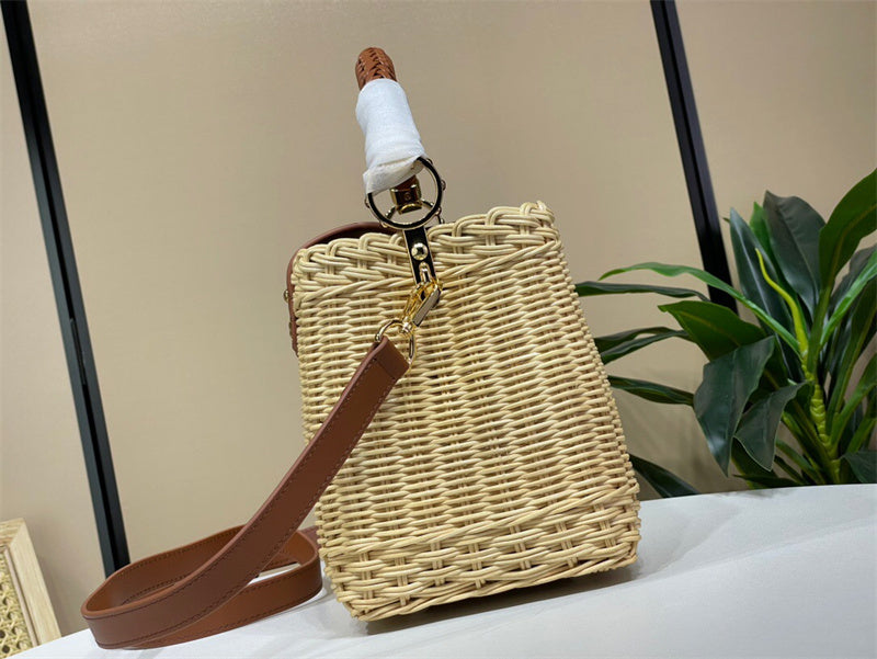  satchel interior and compartment view 9