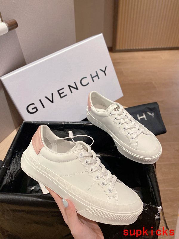 Givenchy shoes Style 014 - back heel detail