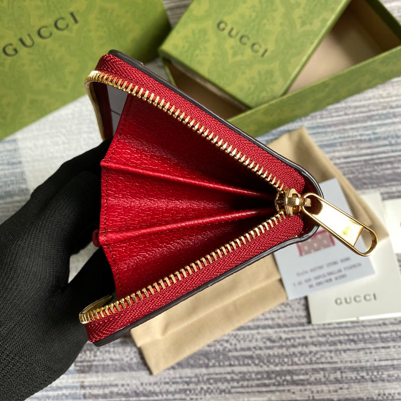 Interior view of premium polished women's handbag – women's everyday handbag
