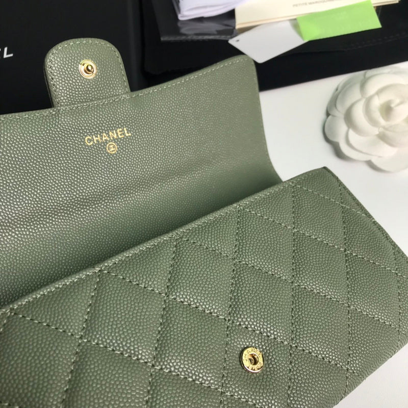 Zivas Charm Polished Finish Everyday Handbag (Timeless Wardrobe Addition) – Lifestyle Shot