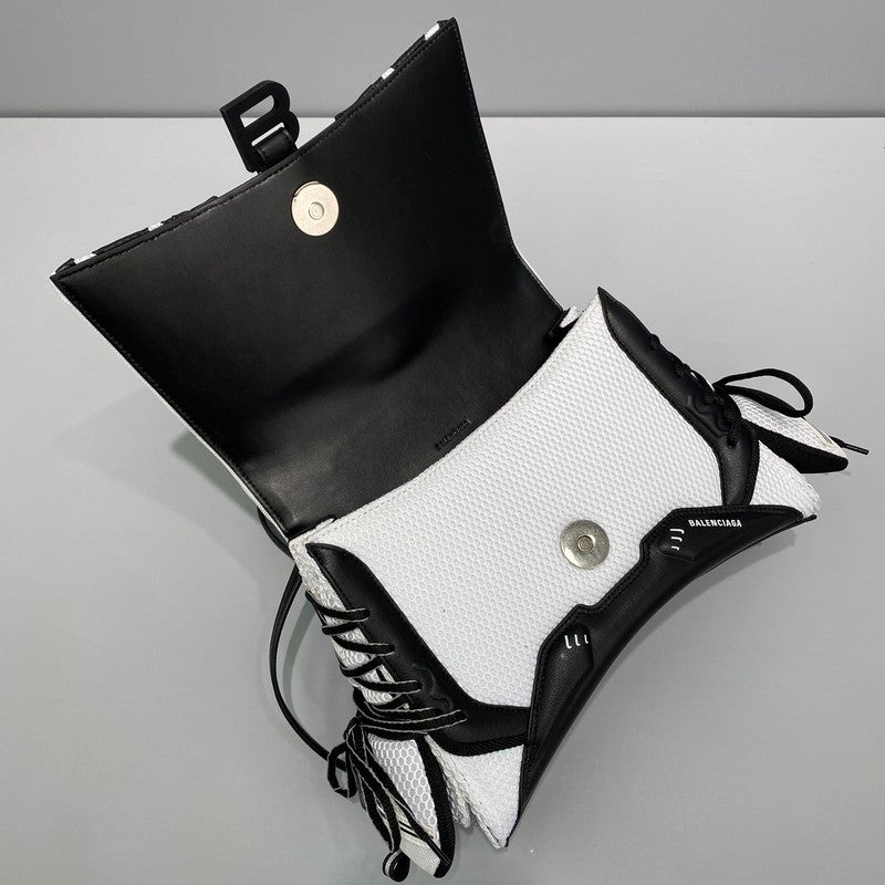 Zivas Charm Effortless Sophistication Statement Handbag (Considered Detail & Form) – Full Silhouette