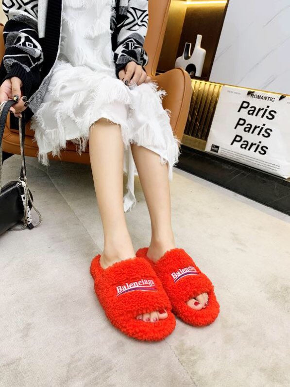 Zivas Charm Signature Style Designer Sandals (Versatile Style Upgrade) – Styled Look