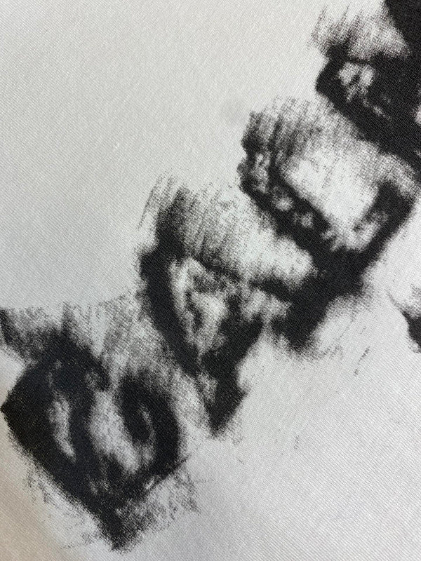 Texture and finish detail of Balmain luxury piece style No.100