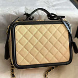 Zivas Charm Modern Minimalist Look Everyday Handbag (Elevated Daily Companion) – Close-Up Detail