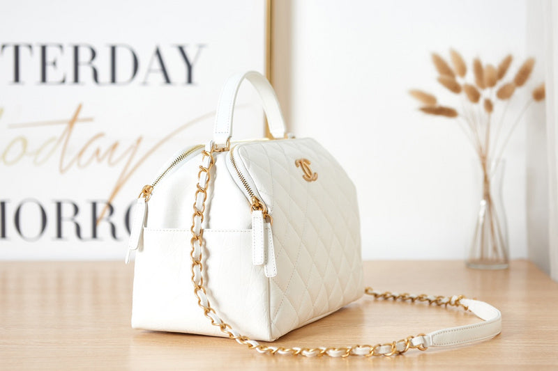  women's handbag, versatile design, view 9