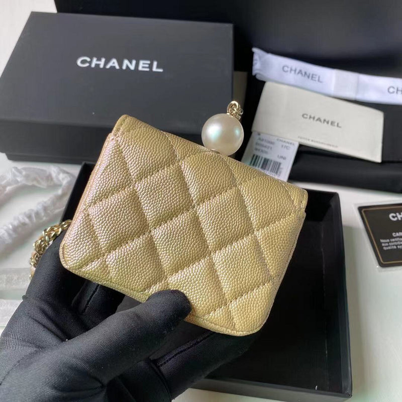 Zivas Charm Streamlined Design Everyday Handbag (Contemporary Shape Language) – Lifestyle Shot
