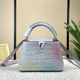  Elegant carryall bag front view