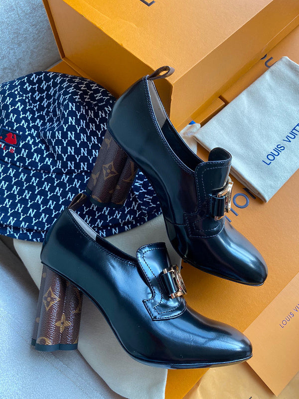 Louis Vuitton luxury shoes product view — premium authentic designer style