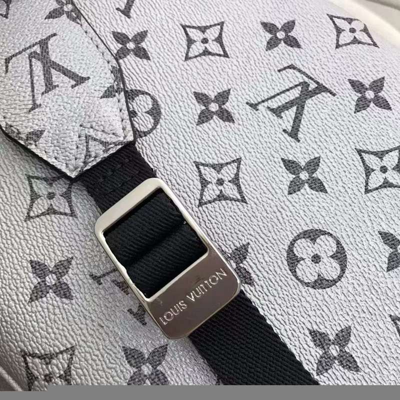 Handle and strap detail of modern classic women's handbag – women's luxury accessory