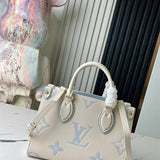  Structured everyday bag carried on shoulder
