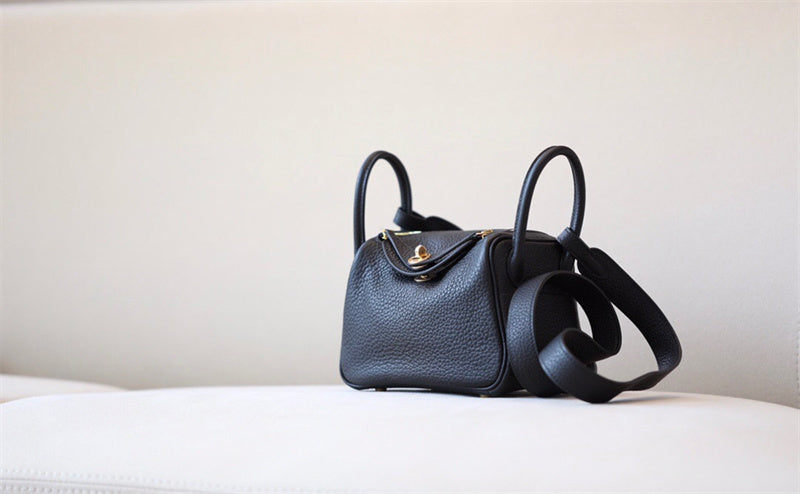  carryall bag interior and compartment view