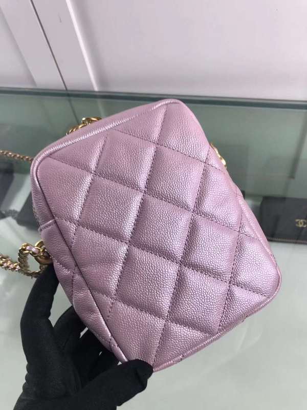 Zivas Charm Classic Sensibility Fashion Handbag (Premium Everyday Carry) – Detail View