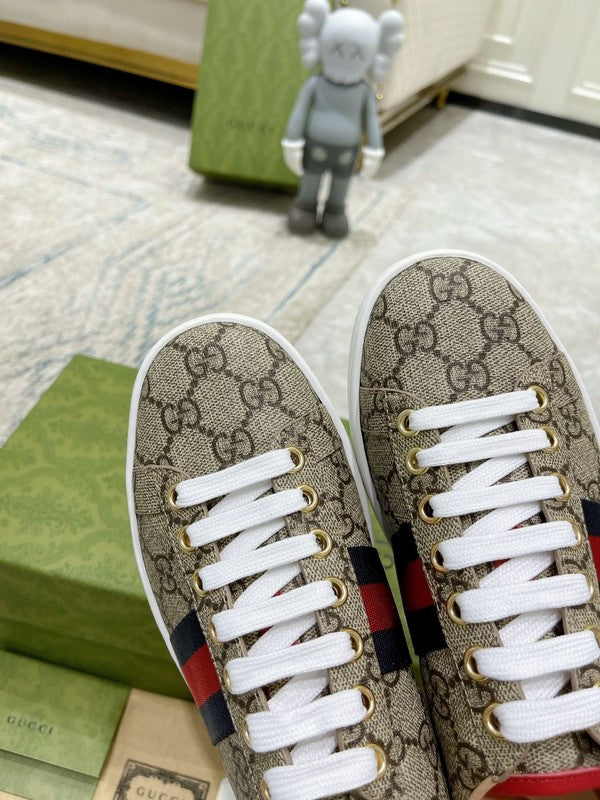 Gucci neutral cream luxury sneakers view 4 sleek tonal finish