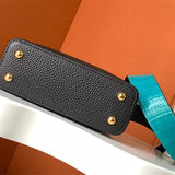  essential everyday bag detail view showing craftsmanship 26
