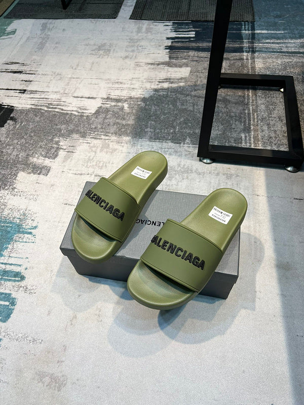 Balenciaga Tan Platform Sandals - Close-Up Texture View
