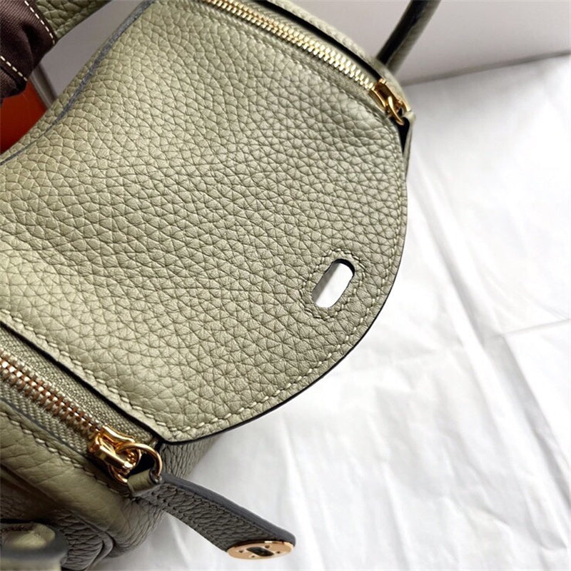  modern everyday bag detail view showing craftsmanship