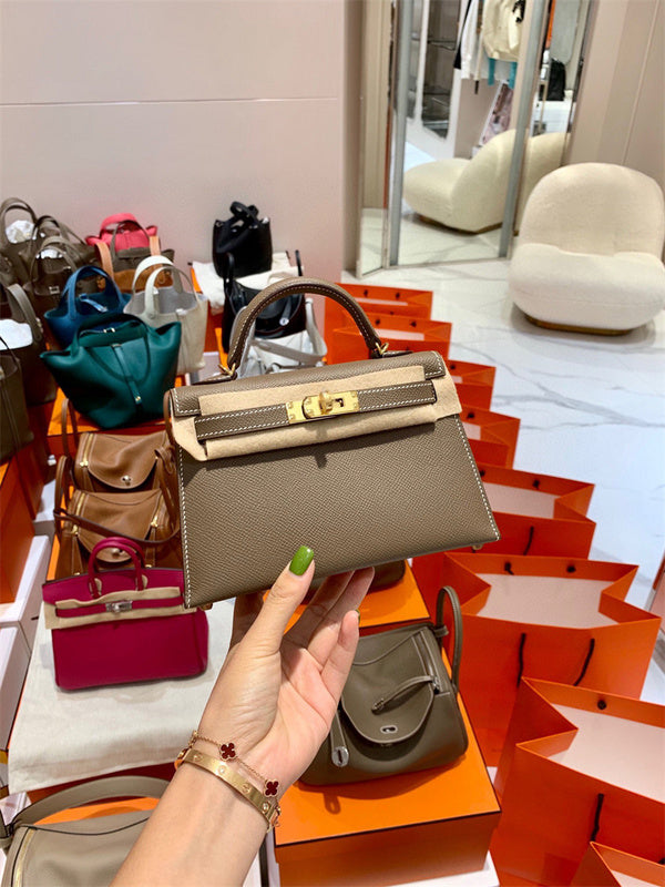 Interior view of tailored premium bag