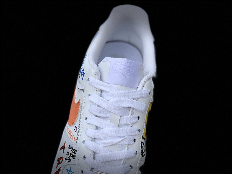 Nike Men's & Women's Designer Street Sneakers — Style 014 hardware detail