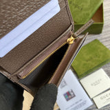 Side profile of classic sleek women's handbag – women's everyday handbag