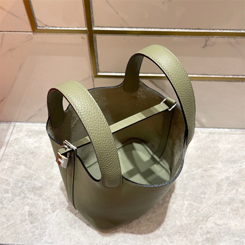  Contemporary everyday bag front view 43
