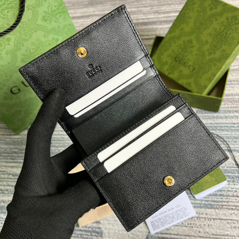 Close-up detail of modern sleek women's handbag – women's luxury accessory