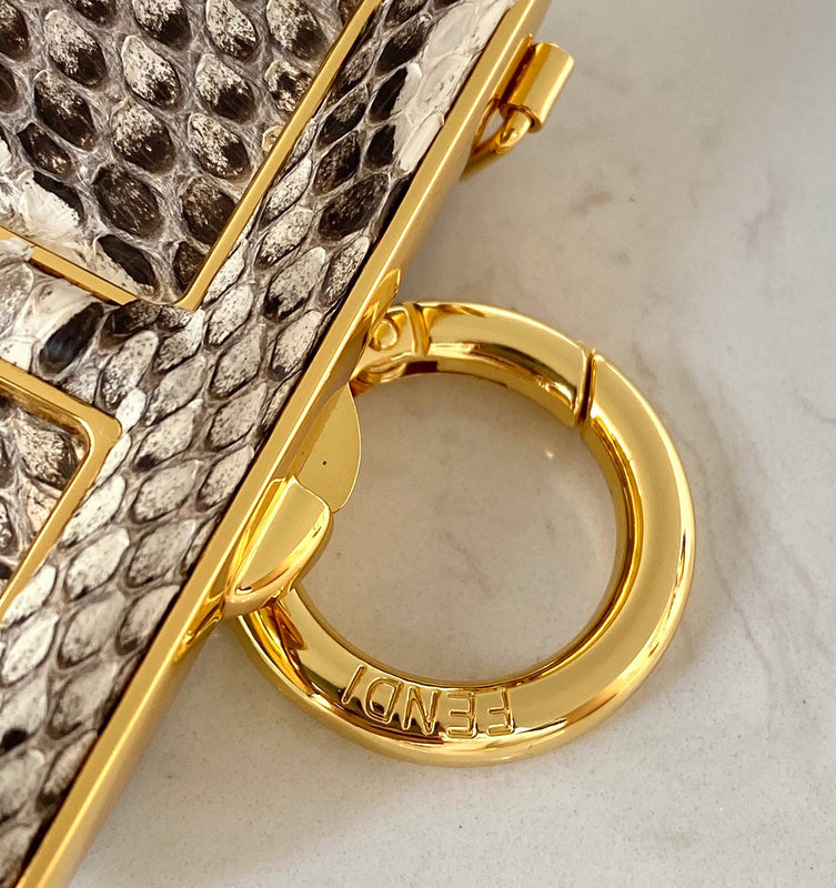 Ziva's Charm handbag – product shot (11.5cm*5.5cm*10cm)