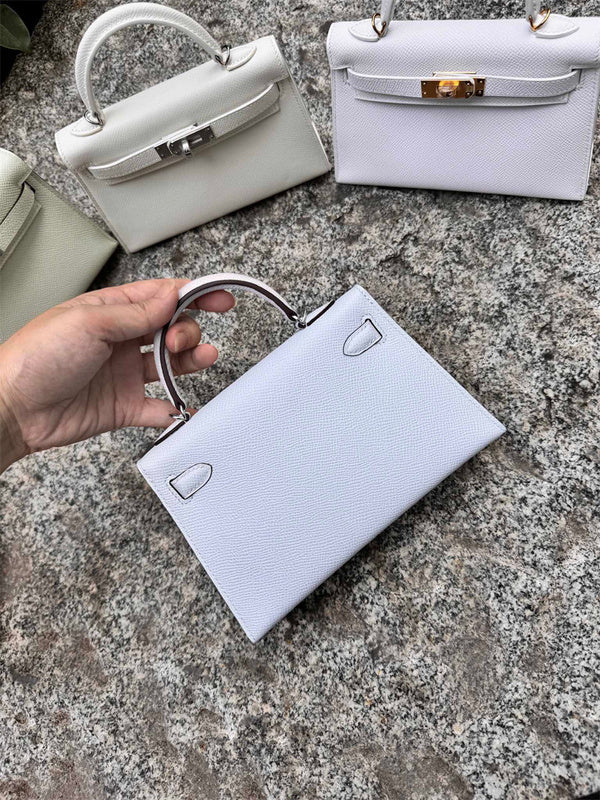 Sophisticated bag women's premium everyday handbag