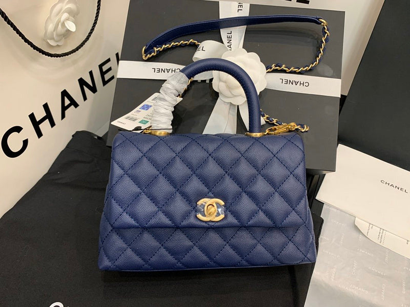  women's handbag, mid design, view 1