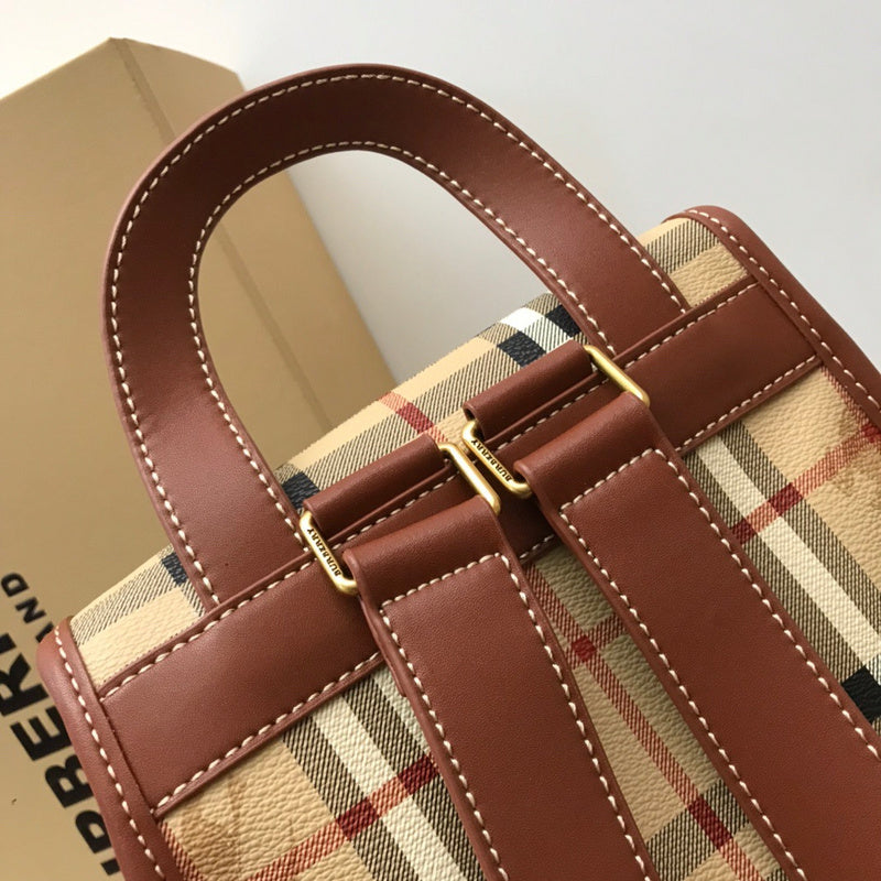 Ziva's Charm handbag – interior view (one versatile size)