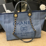  spacious purse view 3