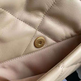  spacious purse view 8