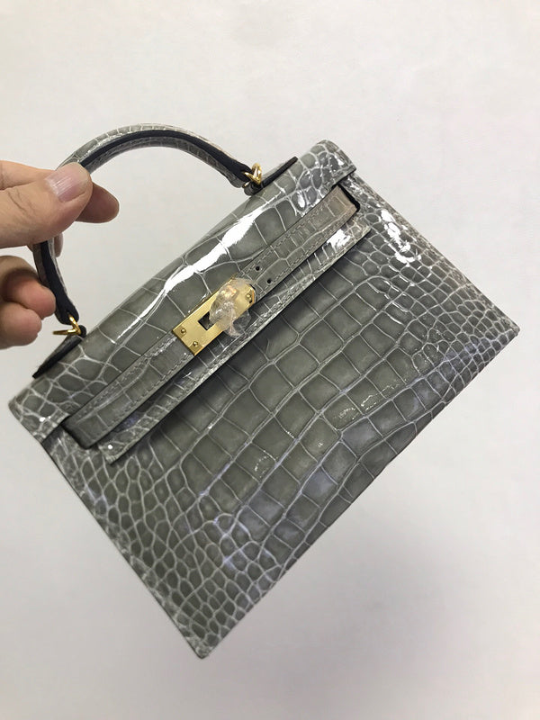 Clean-Lined bag women's premium everyday handbag