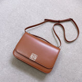 Ziva's Charm handbag – detail view (19cm*13cm*6cm)