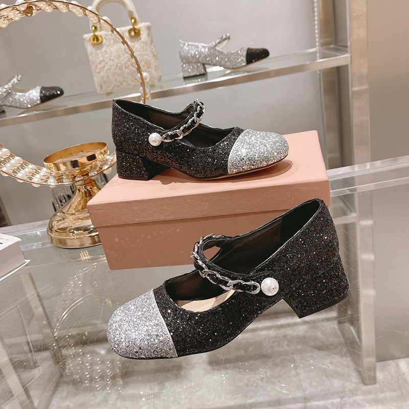 Three-quarter angle view of Miu Miu luxury piece style No.117