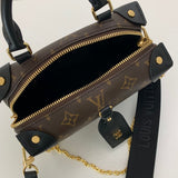 Front view of signature everyday-luxe women's handbag – women's luxury accessory