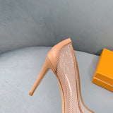 Louis Vuitton Tan Low-Top Sneakers - Heel Detail View