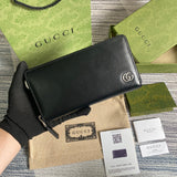 Front view of modern polished women's handbag – women's luxury handbag