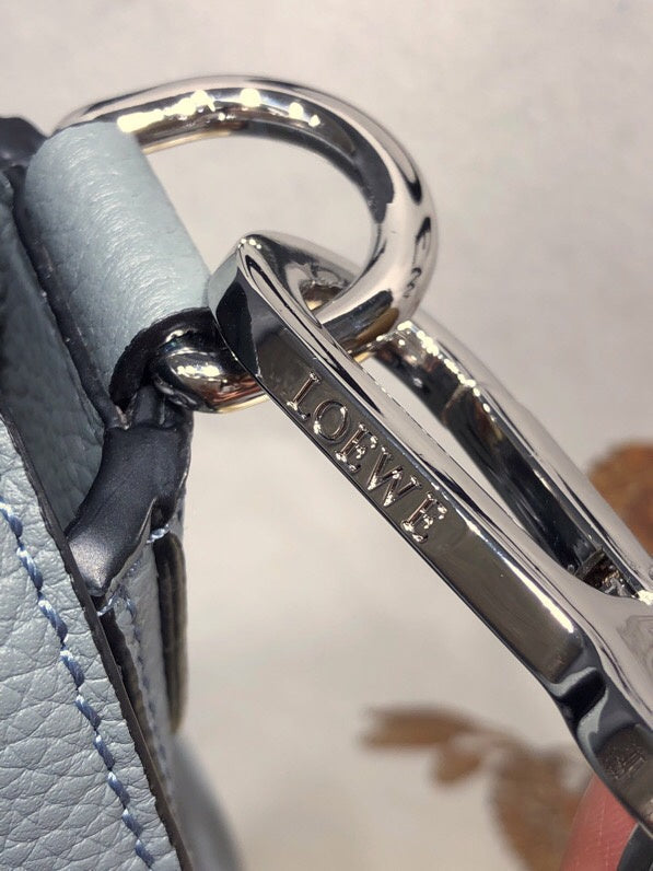 Ziva's Charm handbag – product shot (36.5cm*27.5cm*10cm)
