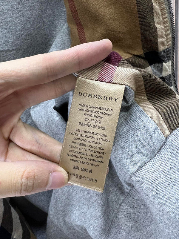 Front view of Burberry luxury piece style No.544