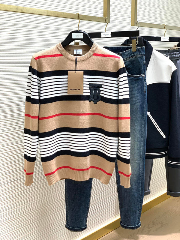 Side profile view of Burberry luxury piece style No.478