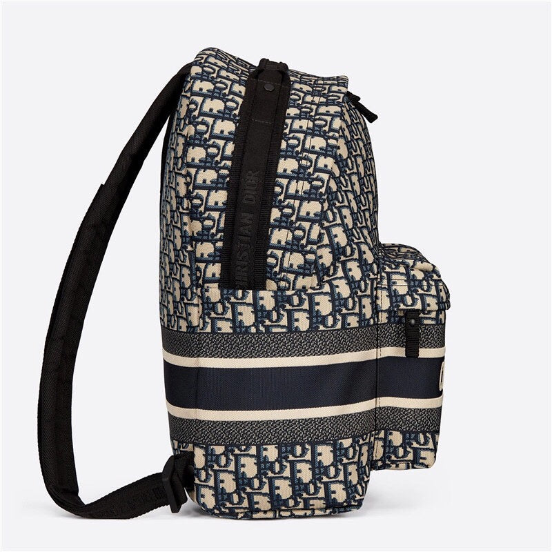 Close-up detail of sleek premium women's handbag – women's luxury accessory