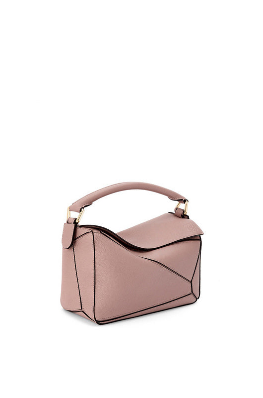 Ziva's Charm handbag – carry view (24cm*16.5cm*10.5cm)