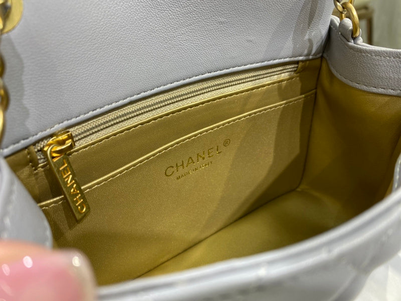  versatile purse view 8